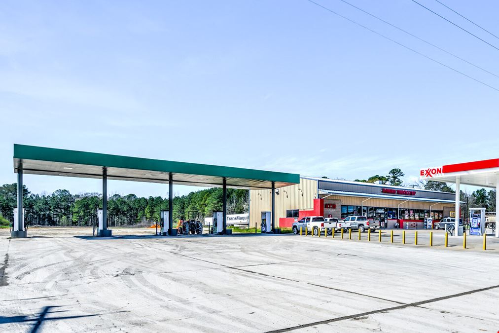 Domino Truck Stop 22263 U.S. 59, Queen City, TX